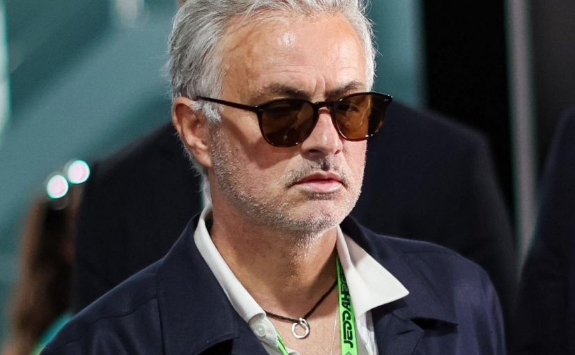 Mourinho: “Ciò che rappresenta il legame tra me, Roma e i romanisti resterà sempre un motivo di grande orgoglio”