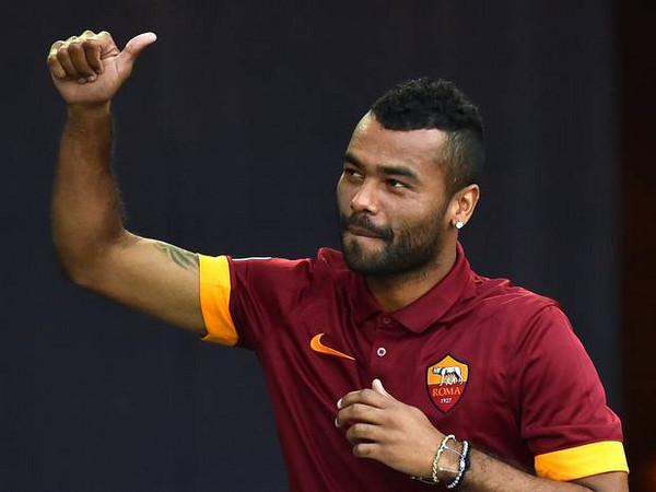 Cesena, sorpresa in panchina: l’ex Roma Ashley Cole sarà il nuovo allenatore