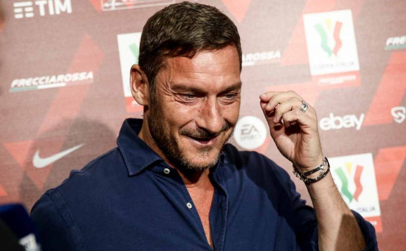 Totti torna in campo: il 6 giugno a Foggia con ‘CUR in Campo’ (VIDEO)