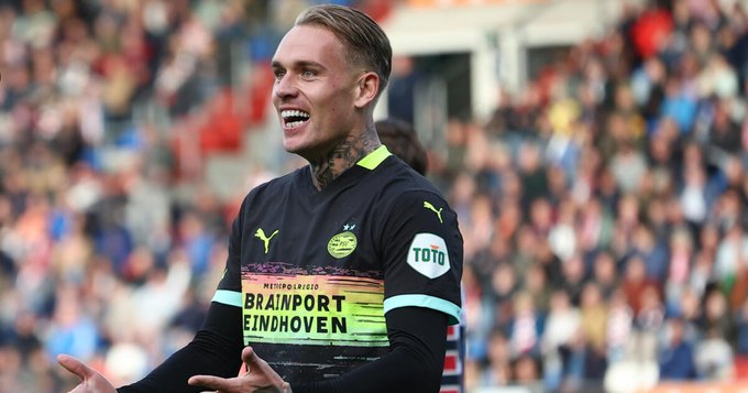 Karsdorp in pausa dal calcio: “Devo pensare a mio figlio. La Conference con la Roma incredibile. Mourinho? Amore-odio”