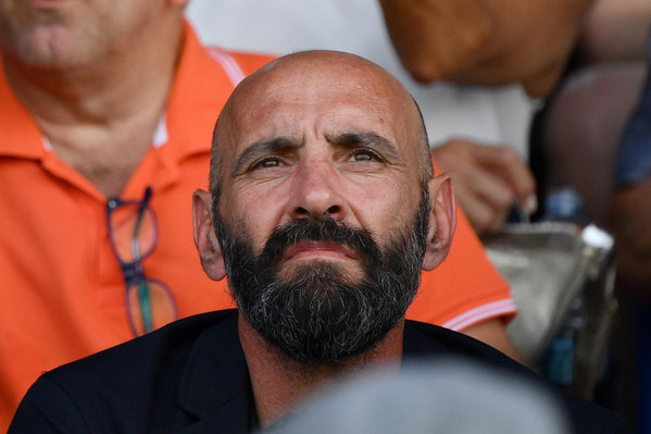 Scossone in casa Aston Villa: Monchi dice addio