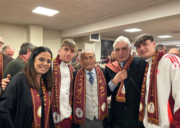 Instagram, Sensi: “Spero che Pisilli e Baldanzi rappresenteranno il futuro della Roma” (FOTO)