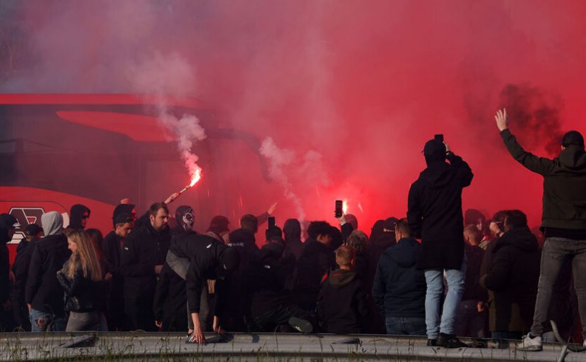 AZ-Roma, notte movimentata ad Alkmaar: fuochi d’artificio e petardi sotto l’hotel dei giallorossi
