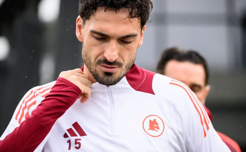 Verso Roma-Cagliari: subito in campo dopo Bilbao, domani Ranieri in conferenza alle 13. Il rosso a Hummels fa discutere