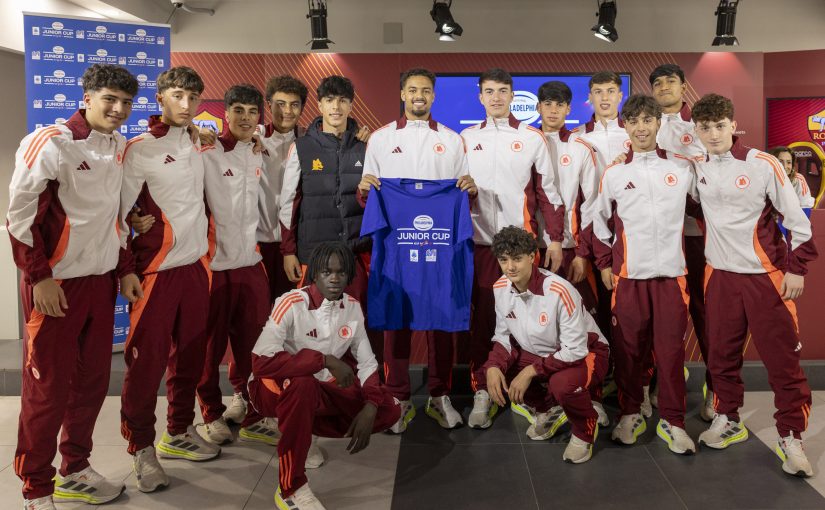 La Roma per “Keep Racism Out”: Rensch incontra i giovani della Philadelphia Junior Cup a Trigoria (FOTO)