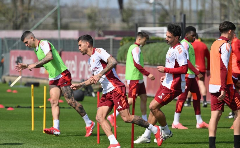 Trigoria, seduta mattutina tra lavori di forza e partitella: ancora assente Celik (FOTO e VIDEO)