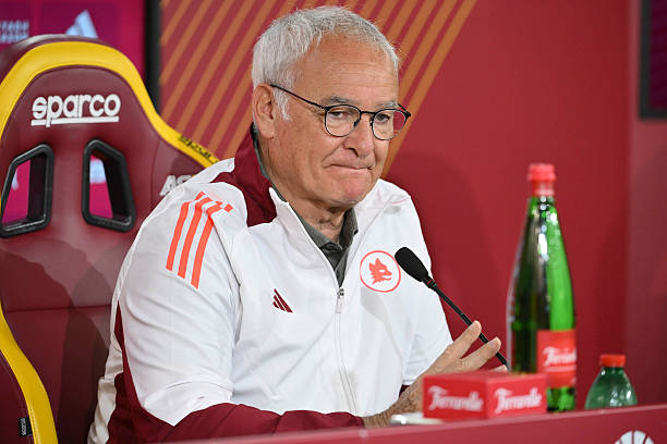 VIDEO – Ranieri conferma la sua scelta: “Niente mi farà cambiare idea. Restare sarebbe uno sbaglio per la Roma”