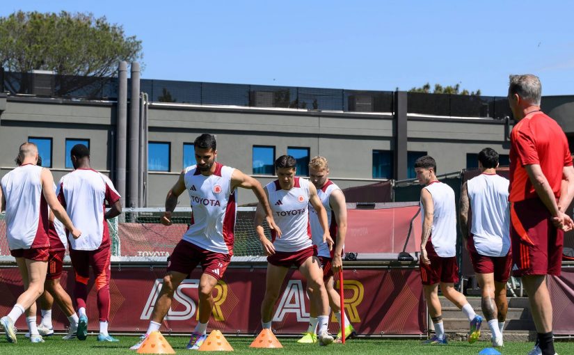 Trigoria, -2 a Roma-Milan: tutti a disposizione, out solo Dybala e Pellegrini. La carica di Ranieri: “Entusiasmo, sempre!” (FOTO e VIDEO)