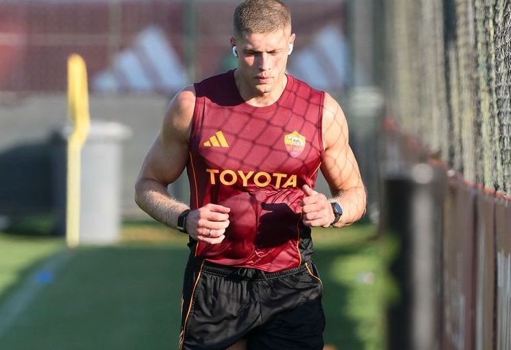 Calciomercato Roma, il Villarreal pensa a Dovbyk: chieste informazioni per il prestito