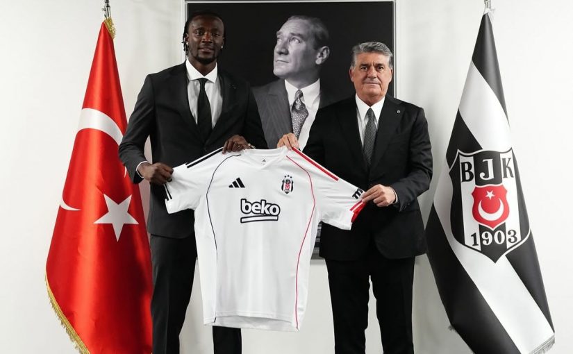 UFFICIALE: Abraham ceduto al Besiktas in prestito oneroso con obbligo di riscatto condizionato (COMUNICATO AS ROMA, FOTO e VIDEO)