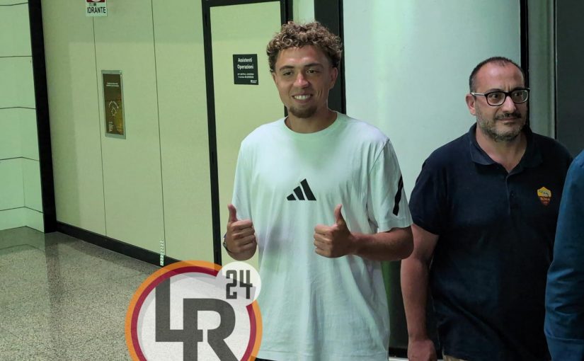 Fiumicino, El Aynaoui è atterrato: “Forza Roma” (FOTO)