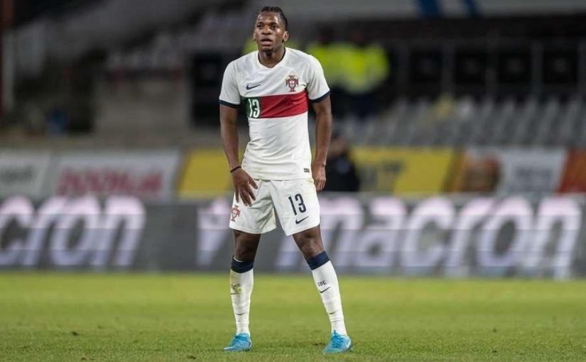 Calciomercato Roma: interesse ancora vivo per Nazinho. Ma la priorità rimane Tsimikas