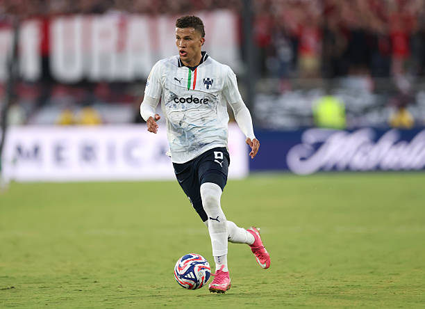 Calciomercato Roma: Deossa, il Betis accelera. Giallorossi in corsa con Sporting, Fiorentina e Palmeiras