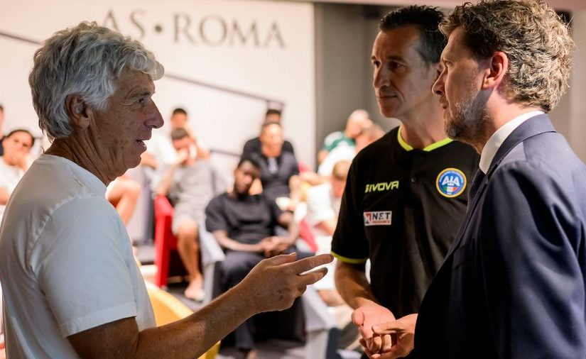 Trigoria: incontro tra la squadra e lo staff tecnico con l’arbitro Doveri per analizzare le nuove regole (COMUNICATO)