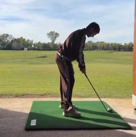 VIDEO – Instagram, Soulé ci prova con il golf: che liscio! La fidanzata: “Meglio con il calcio”