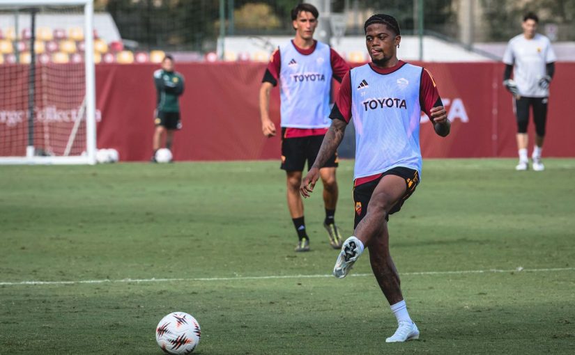 Trigoria, Bailey si scalda per il Viktoria Plzen. La Roma studia il colpo Zirkzee per gennaio. Stadio, Veloccia: “Il progetto entro la fine dell’anno”