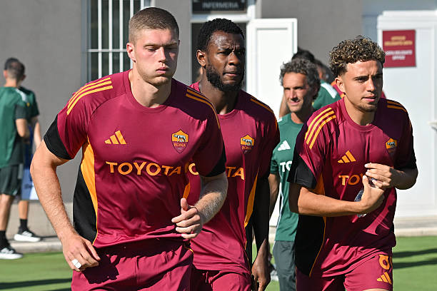 Roma-Viktoria Plzen, le anticipazioni: Koné-El Aynaoui in mediana, Dovbyk dal 1′