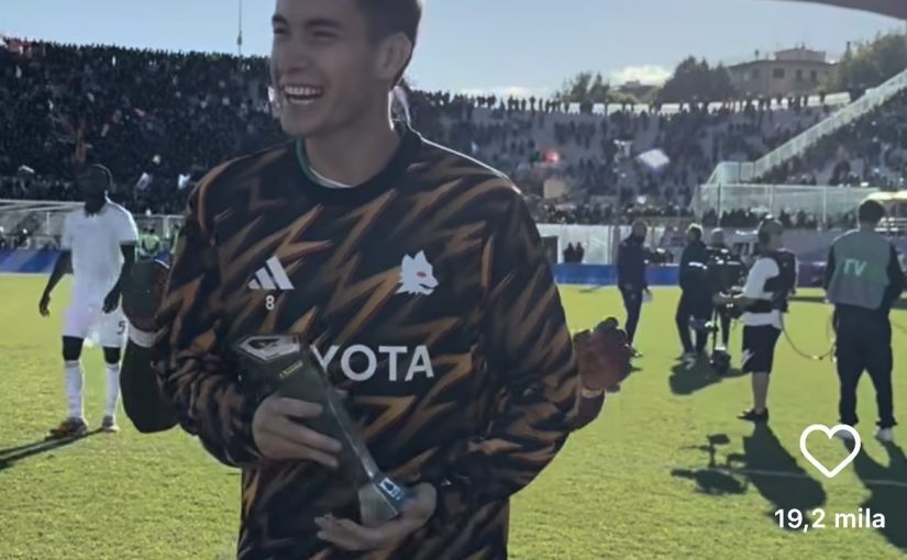 VIDEO – Fiorentina-Roma, Soulé MVP e scherza: “Ancora tu Celik?”. E Koné lo abbraccia