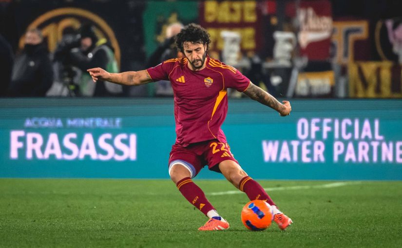 ROMA-NAPOLI: le pagelle. SVILAR “Solo e male accompagnato” 6.5 – HERMOSO “Difensore a tutto campo” 6.5 – KONE “Ecco come si formano le valanghe” 5