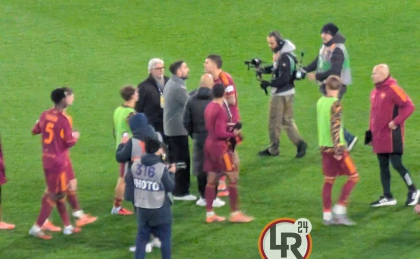 Romo-Como, chiarimento tra Mancini e Febregas al termine del match. Poi lunga chiacchierata del difensore con un membro dello staff ospite (FOTO)