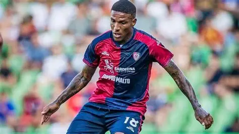 Folorunsho se la cava: nessuna inchiesta sugli insulti sessisti