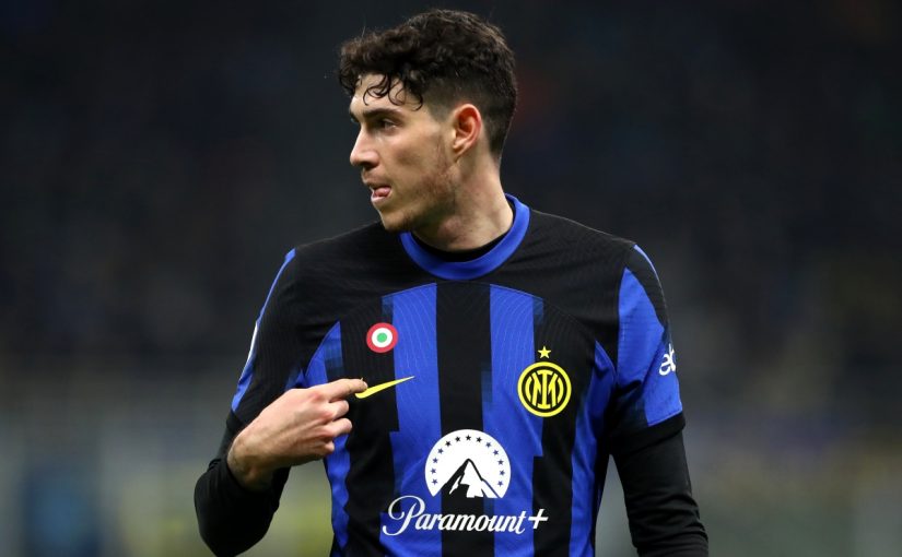 Gran Galà del Calcio 2025, Bastoni vota Svilar come miglior giocatore: “Da due anni è il mio portiere al fantacalcio” (VIDEO)