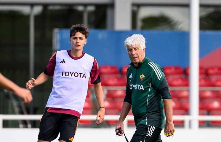 VIDEO – Gasperini su Pisilli: “Molto convinto di lui. Piuttosto che creargli un problema è meglio che giochi, ma mi piacerebbe che potesse farlo qui”