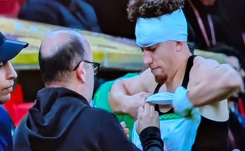 Coppa d’Africa, il Senegal vince ai supplementari: 1-0 al Marocco. Finale rovente: rigore al 98′, il Senegal lascia il campo e rientra, Brahim sbaglia. Fasciatura in testa per El Aynaoui (FOTO)