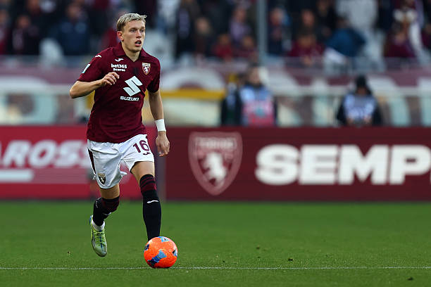 Torino: Pedersen torna dall’inizio, duello Gineitis-Casadei