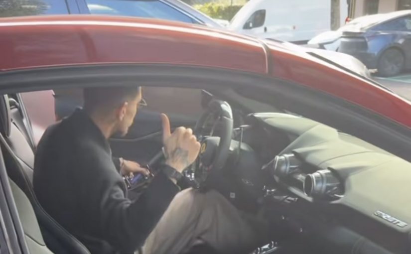 VIDEO – Wesley arriva a Trigoria con Pellegrini: “Grazie mille”