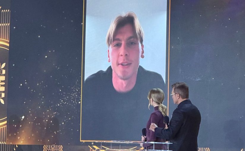 Polonia, Ziolkowski vince il premio ‘Rivelazione dell’anno’: “Ringrazio Legia e Roma. È un’ulteriore motivazione per continuare a lavorare” (FOTO e VIDEO)