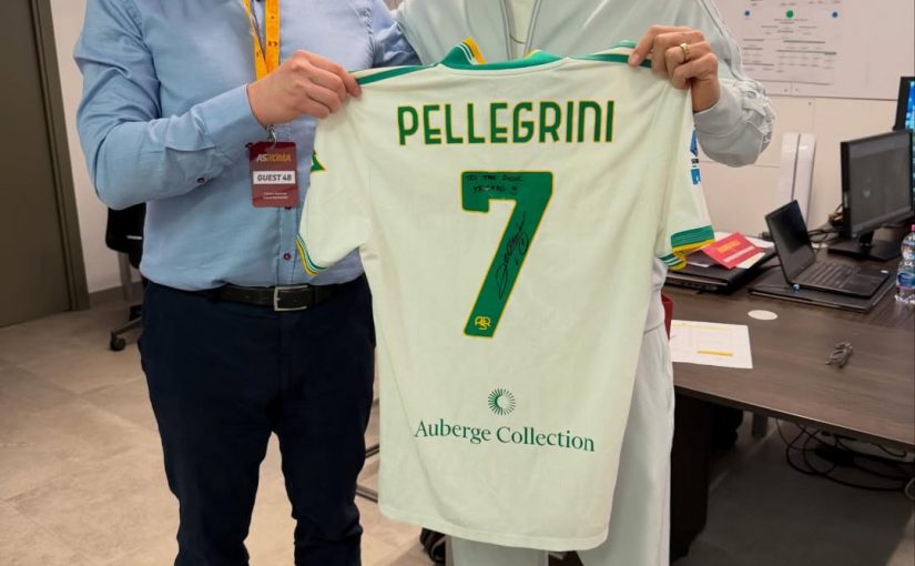 Trigoria, incontro con il Professor Lempainen: lo scatto con Pellegrini dopo l’operazione del 7 maggio (FOTO)