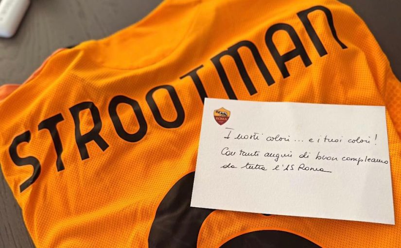 Instagram, Strootman ringrazia la Roma per la maglia in regalo. Il club: “I tuoi colori” (FOTO)