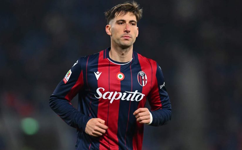 Bologna-Roma, Miranda ammonito: il difensore rossoblù salterà la gara di ritorno