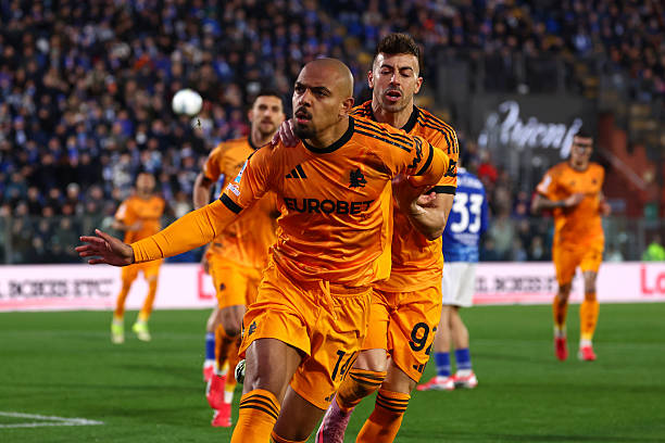 Como-Roma, il retroscena sul rigore. Pellegrini riporta l’indicazione della panchina: “Malen”, e cede il pallone