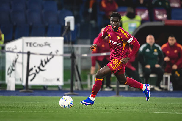 Roma-Lecce, i giallorossi chiudono con un attacco da 55 anni in tre