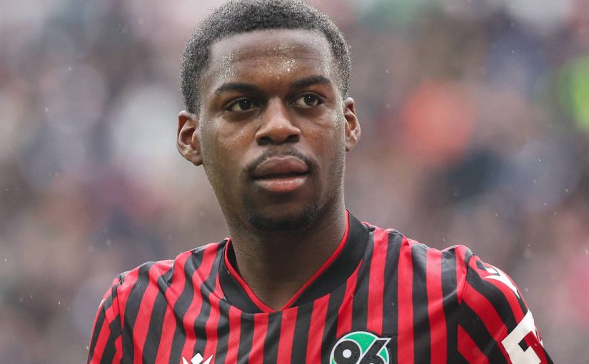 Calciomercato Roma, dalla Germania: chiesto Aseko al Bayern Monaco, costa 10/12 milioni. Piace anche in Premier e Bundesliga