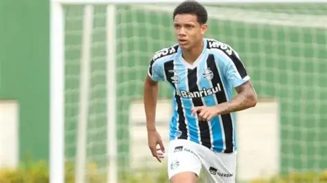 Calciomercato Roma, dal Brasile: per la difesa piace Viery del Gremio