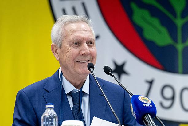 Elezioni Fenerbahce, Yıldırım contro Safi per la promessa di Greenwood: “Cose fatte per vincere le elezioni. Il club non ha un budget di 500 milioni”