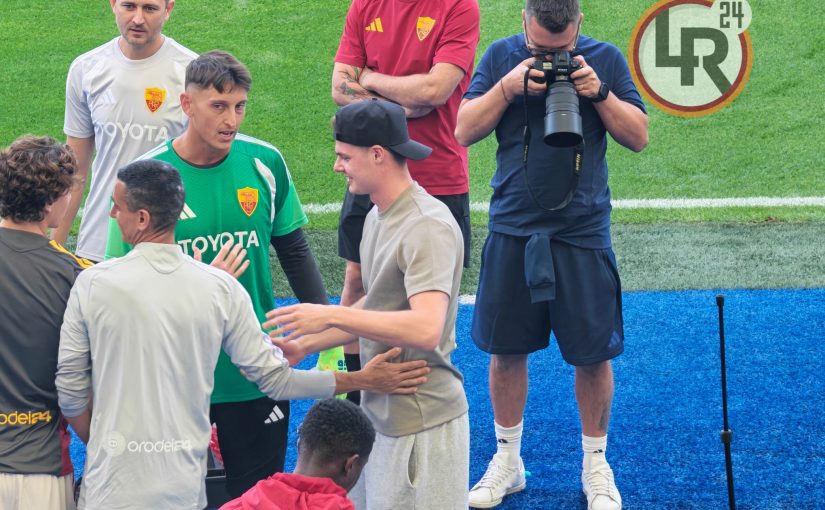 Brighton-Roma, il saluto di Ferguson ai vecchi compagni e a Gasperini (FOTO e VIDEO)
